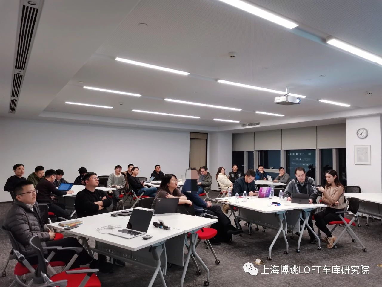 酉阳杭州LOFT车库专题会