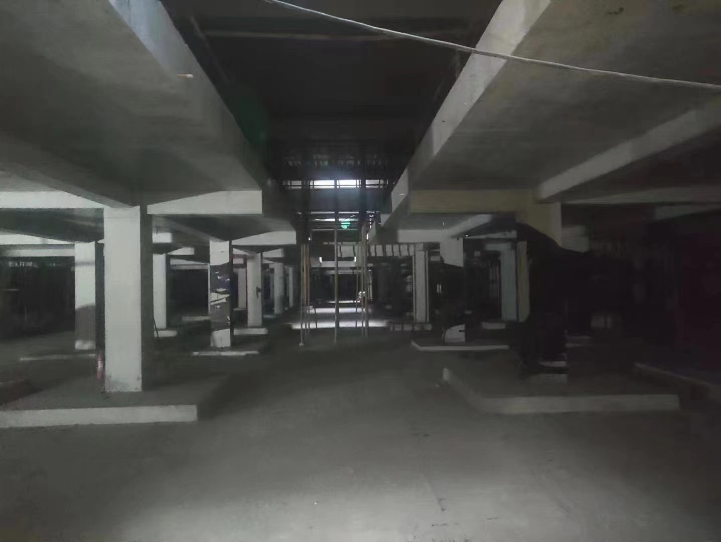 酉阳山东又一个上海博普LOFT车库拔地而起
